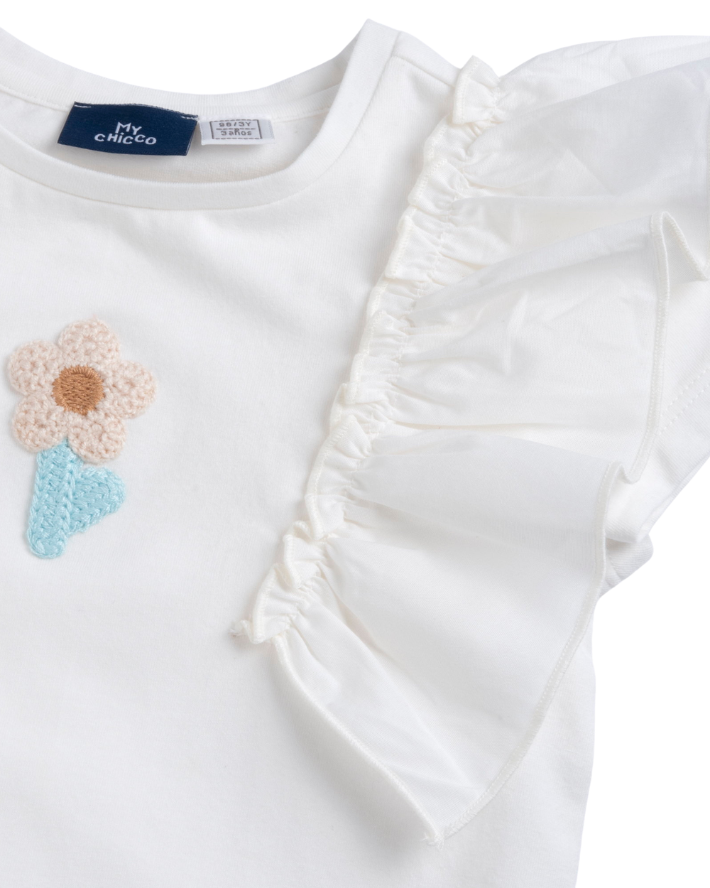 T-shirt com Aplicação de Flor