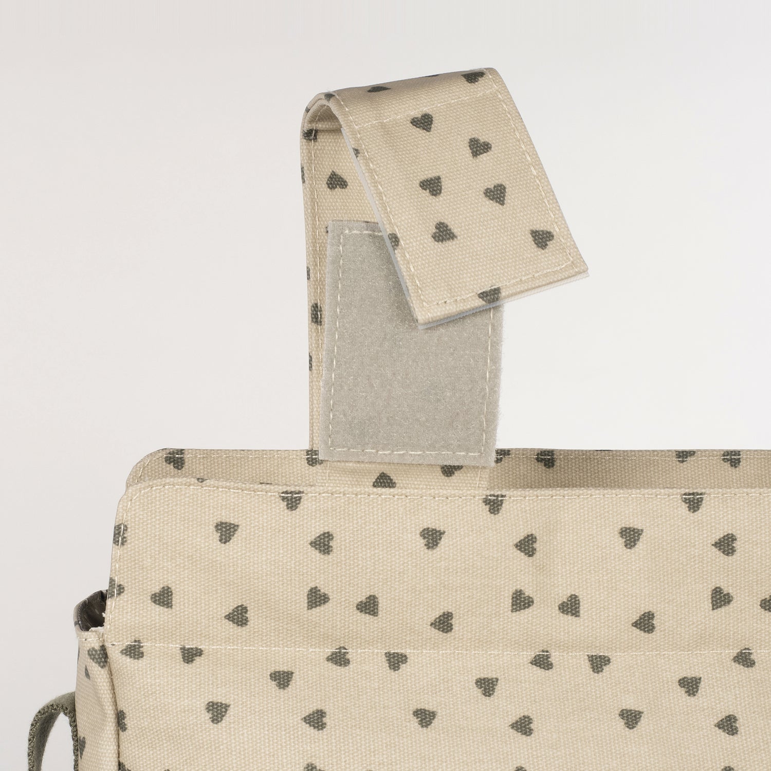 Sac en mousse de pavot et de cœurs
