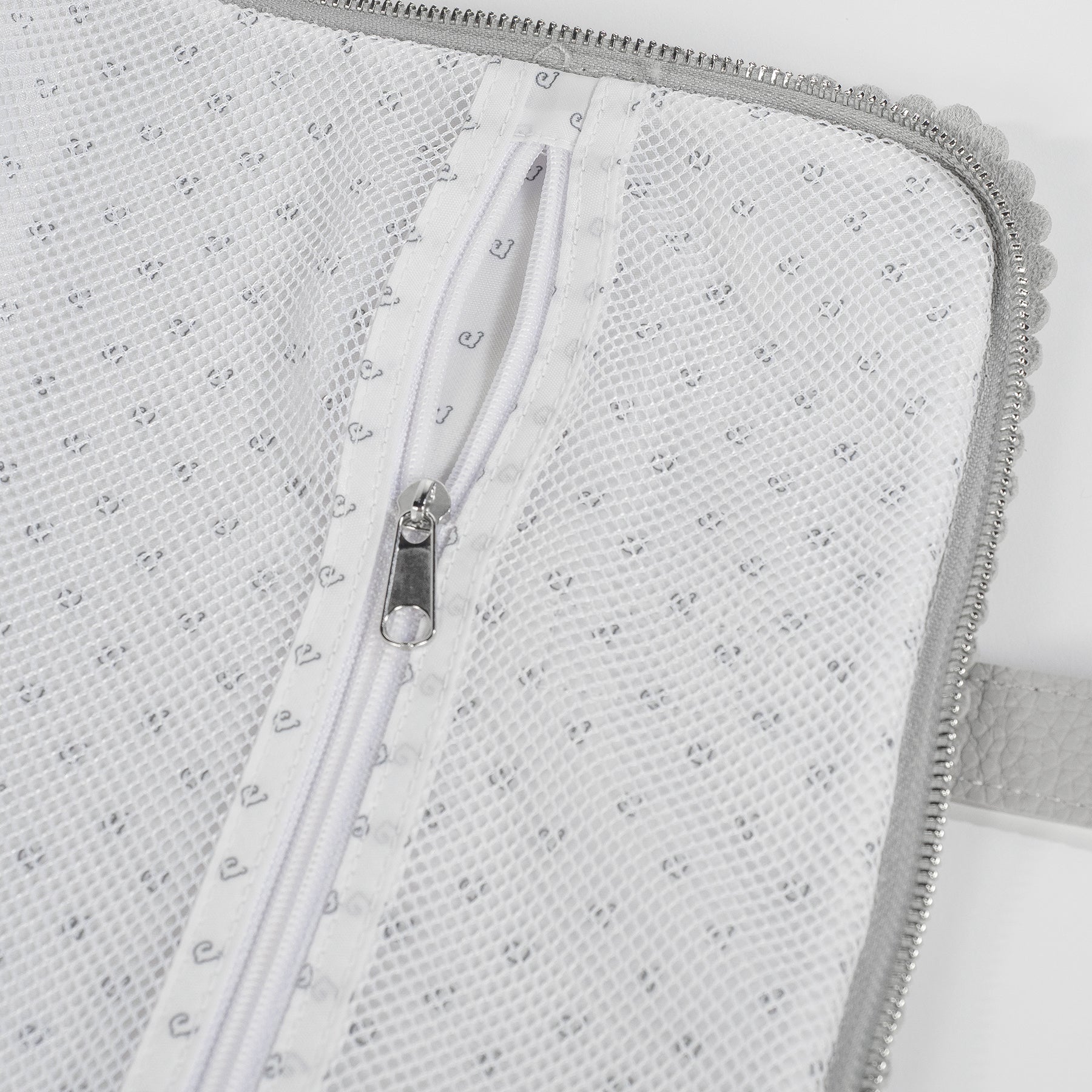Icon Smoke Maternity Bag