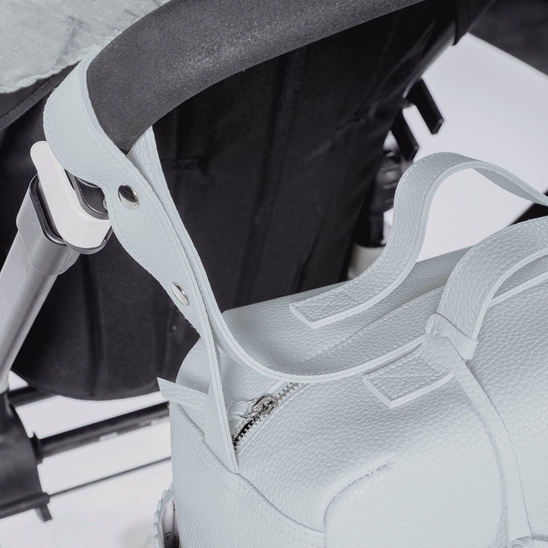Icon Sky Suitcase