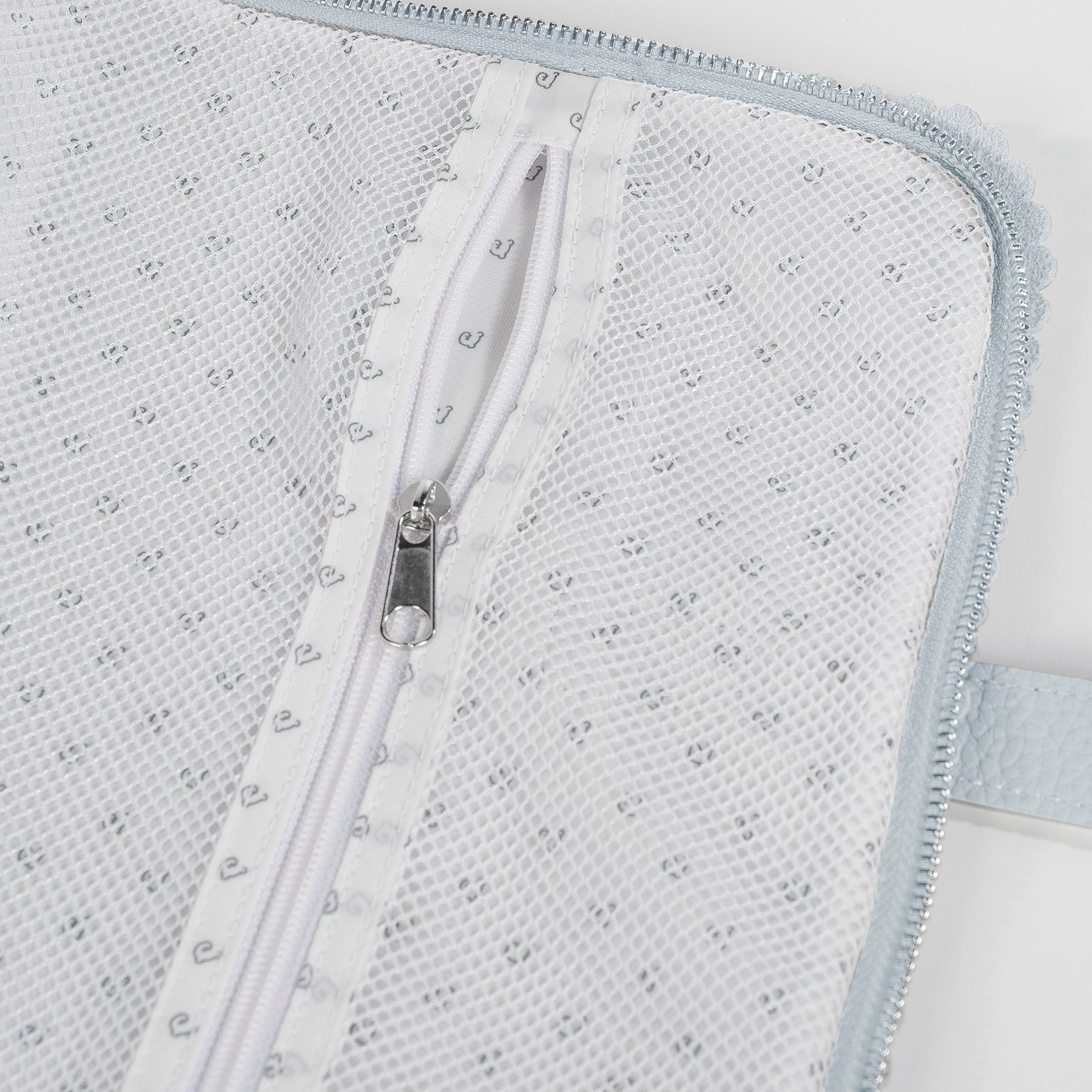 Icon Sky Maternity Bag