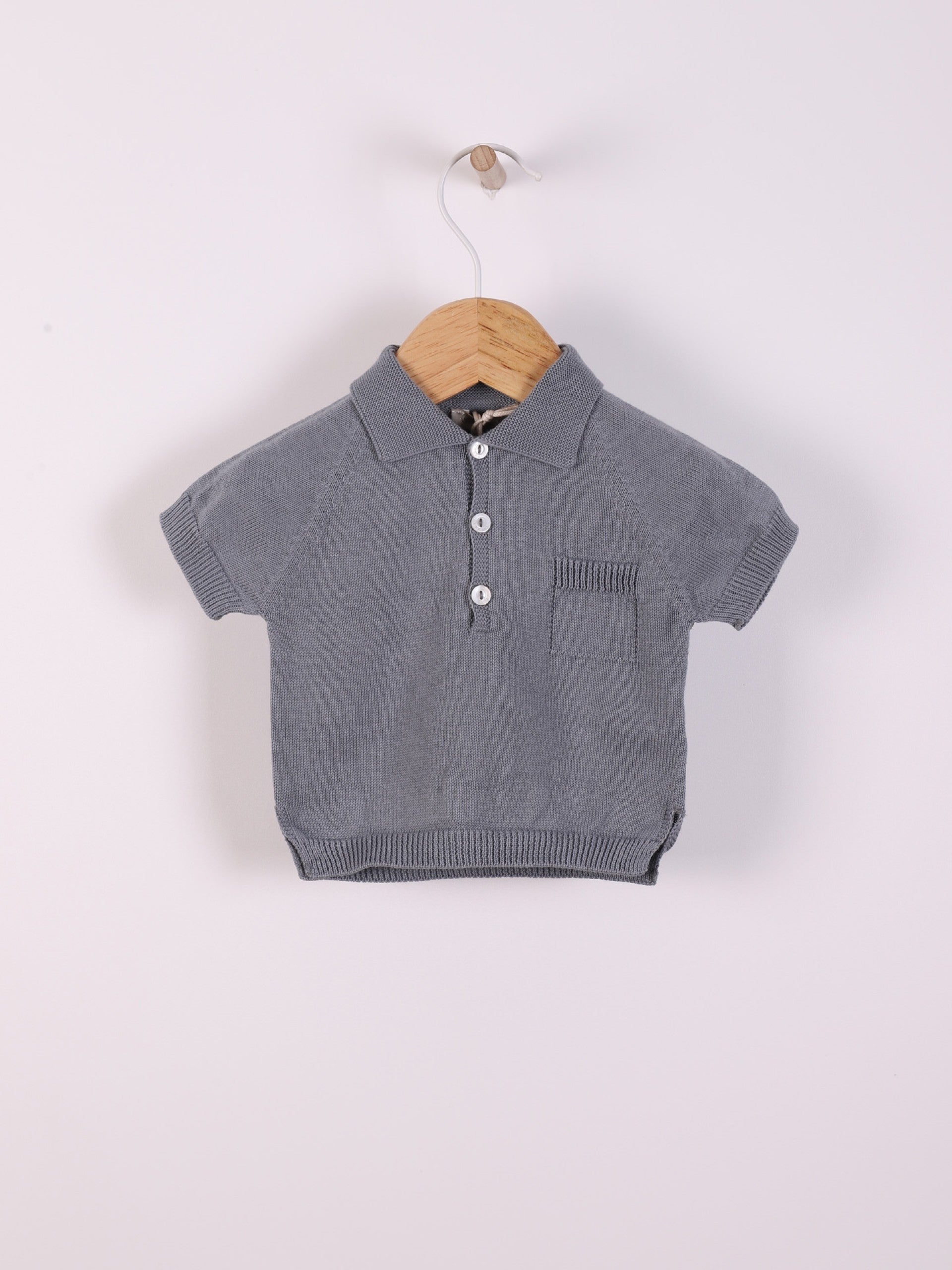 Polo tricotado em algodão orgânico