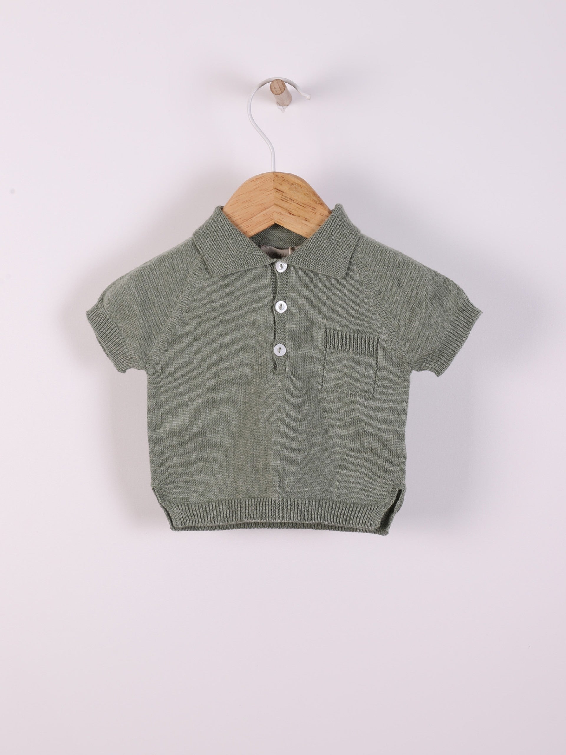 Polo tricotado em algodão orgânico