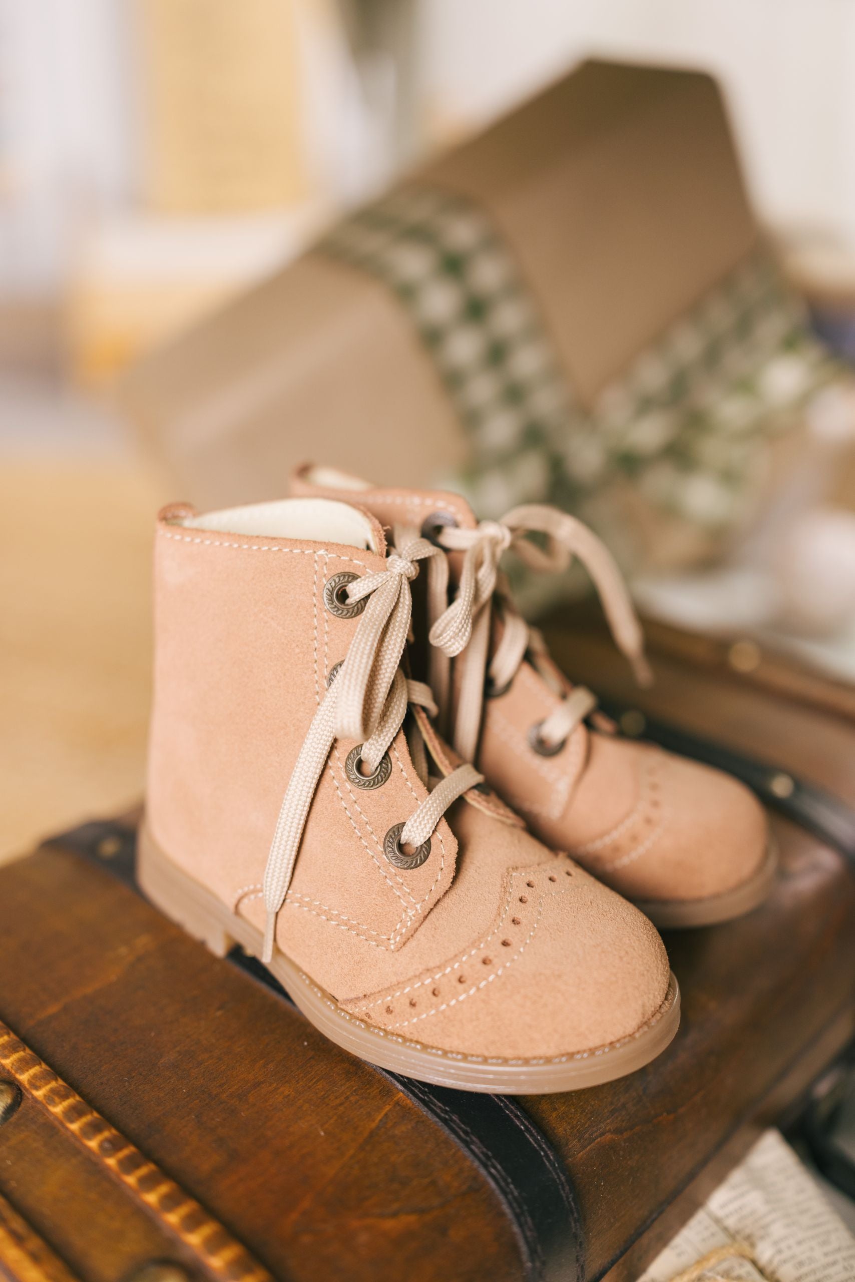 Bota Alta com Atacador