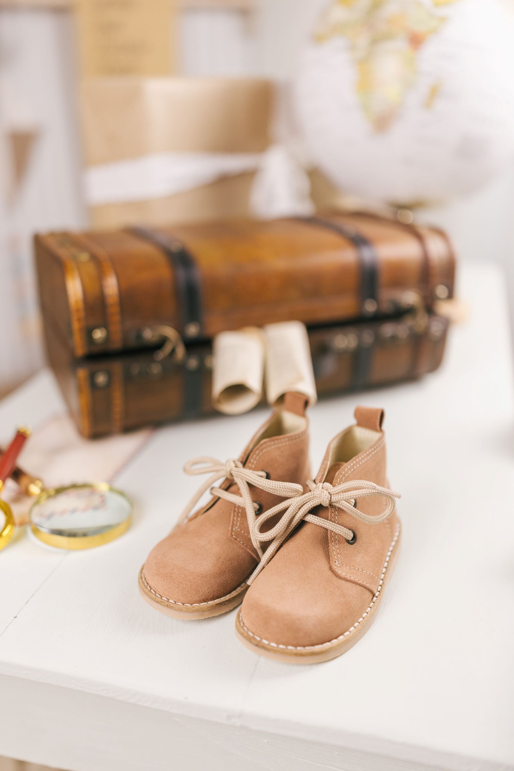 Botas em Camurça com Atacador