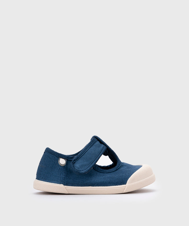 Lona Pepito - Barefoot -