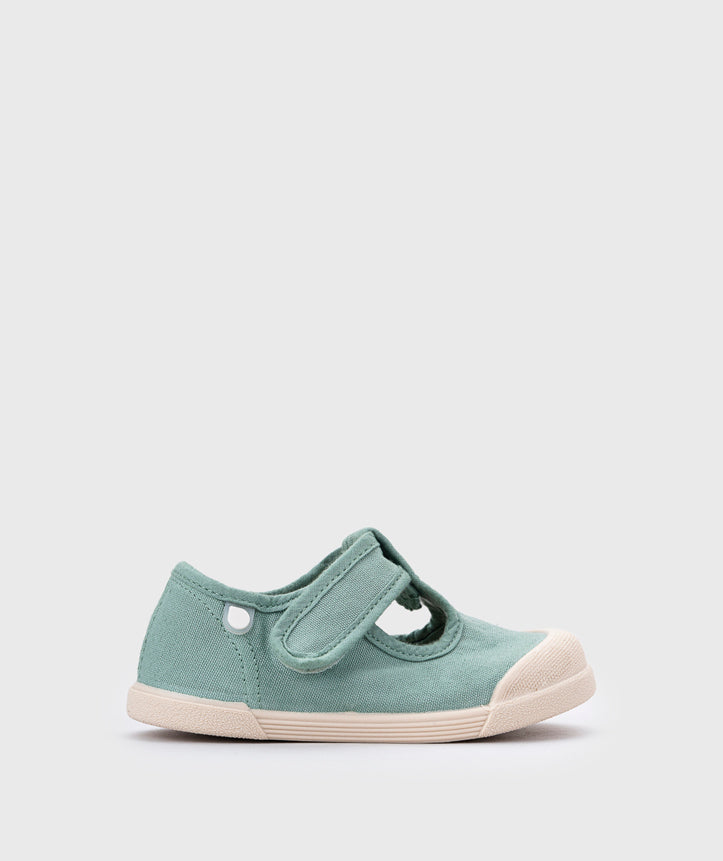 Lona Pepito - Barefoot -