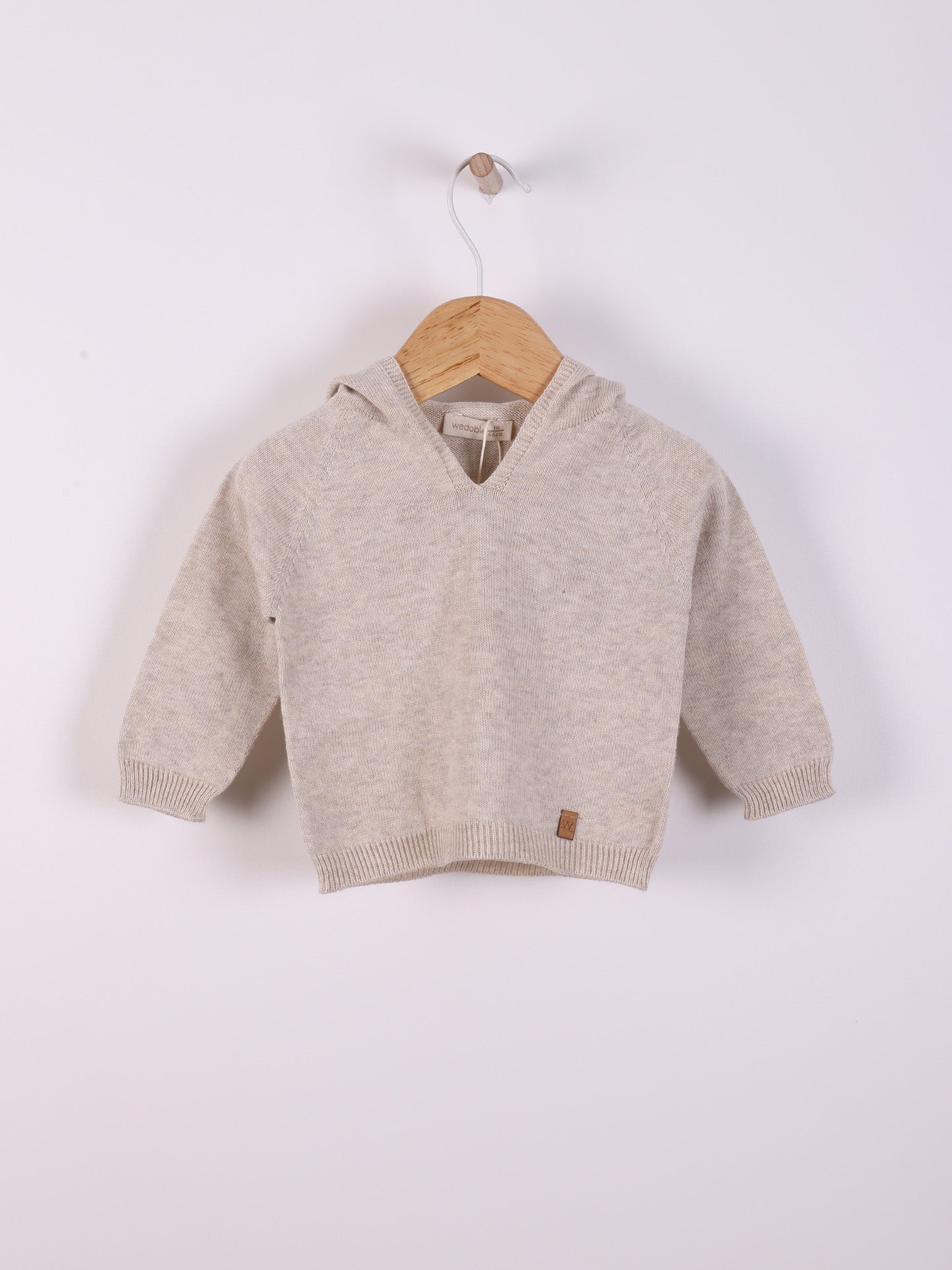 Camisola Tricotada com Capuz