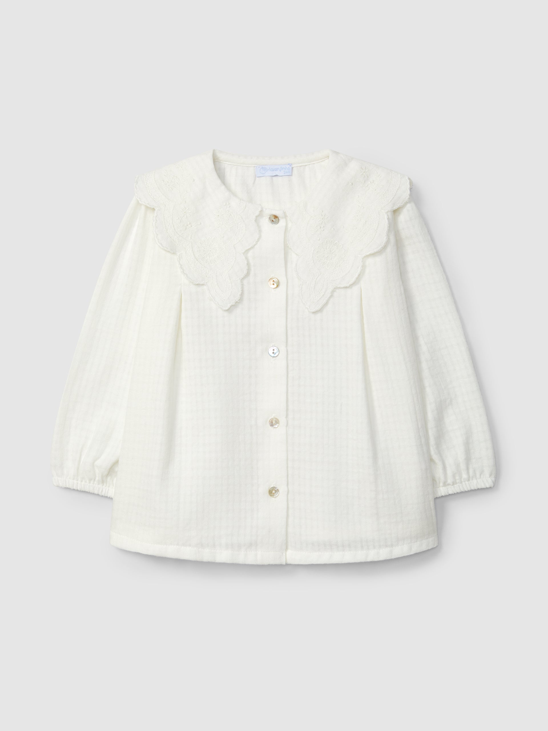 Blusa em Tecido Texturado Bordado Inglês