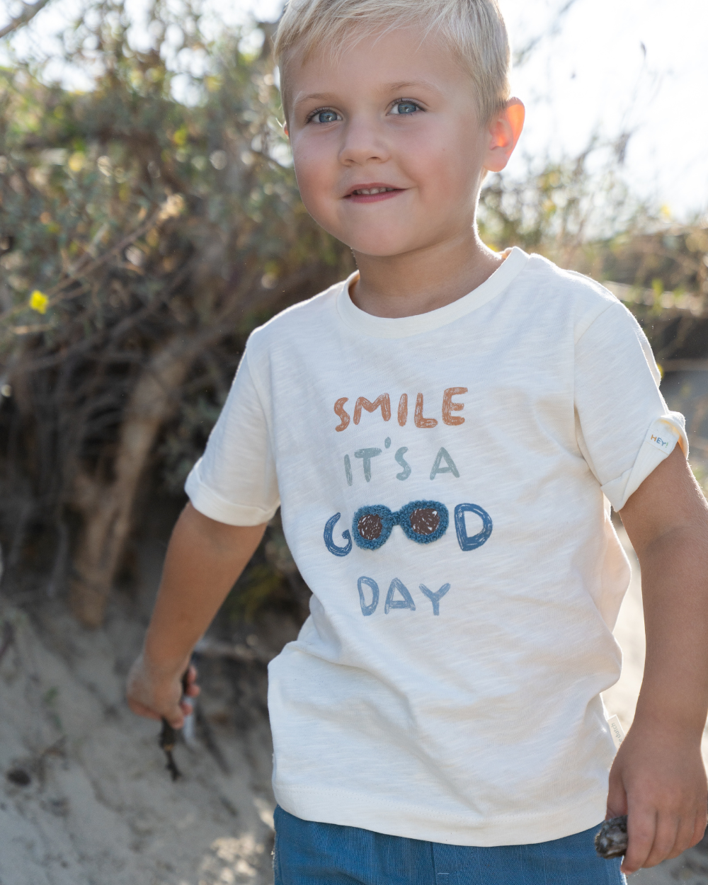 T-shirt Manga Curta "Good Day"