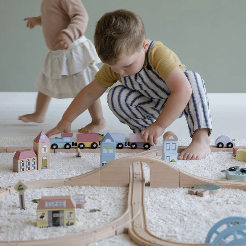 XXL Wooden Train Track