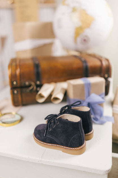 Bota Carneira de Atacador