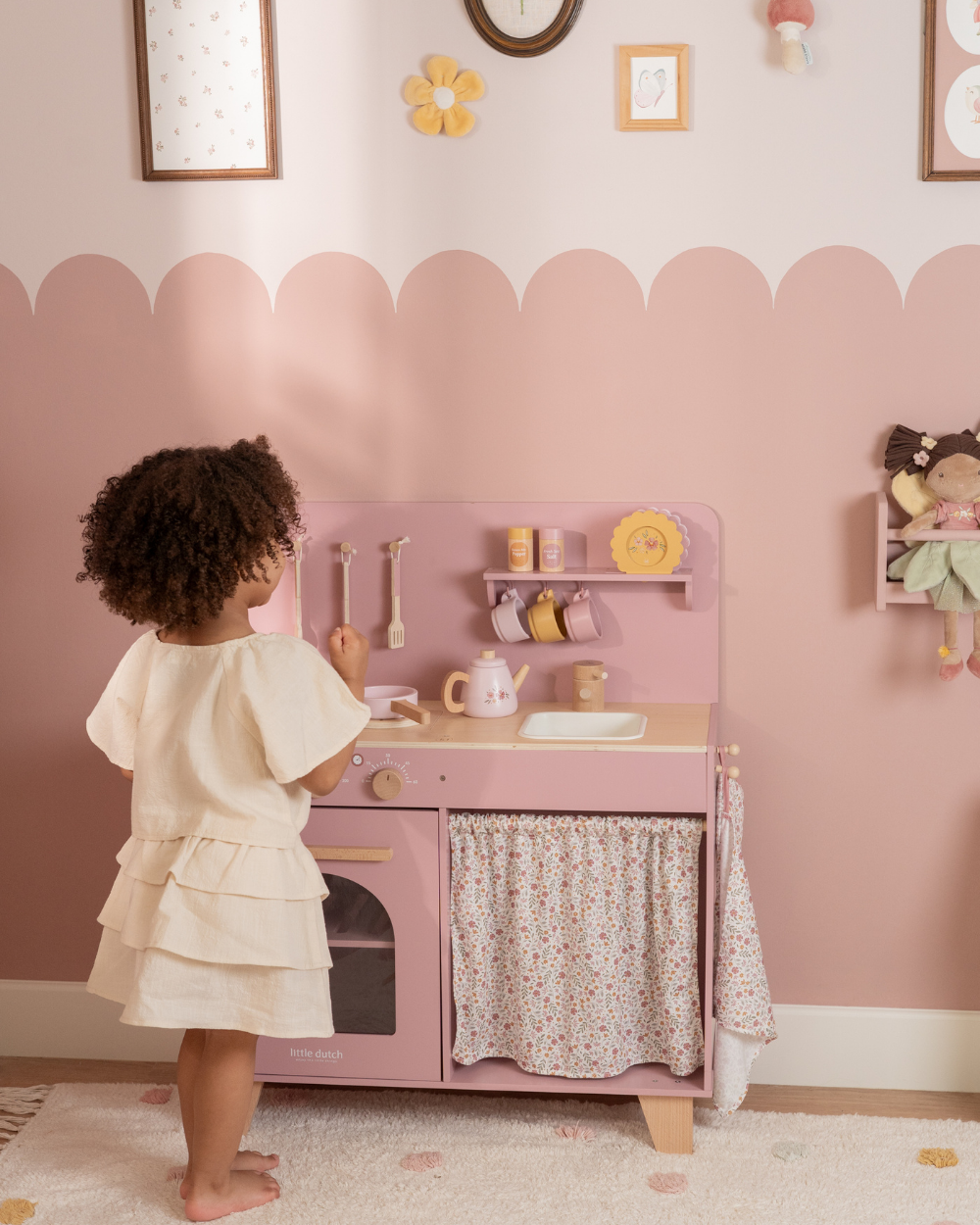 Pink Wooden Kitchen