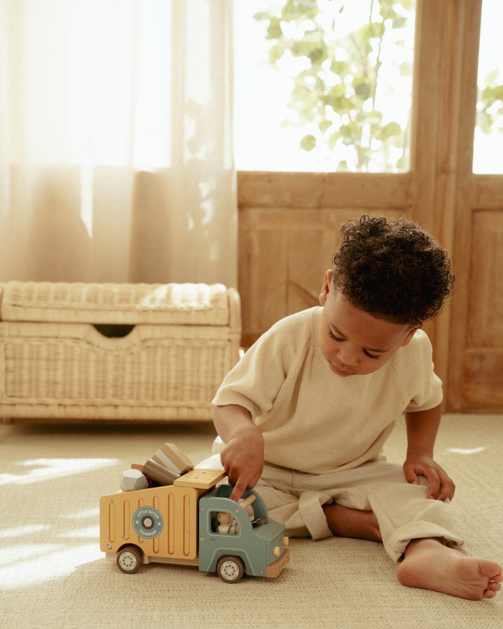 Wooden Garbage Truck