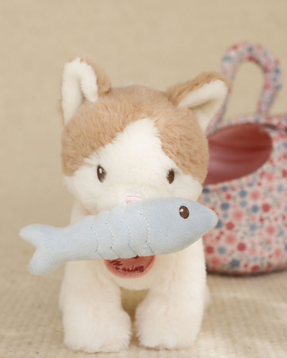 Gato de Peluche Marley com Bolsa