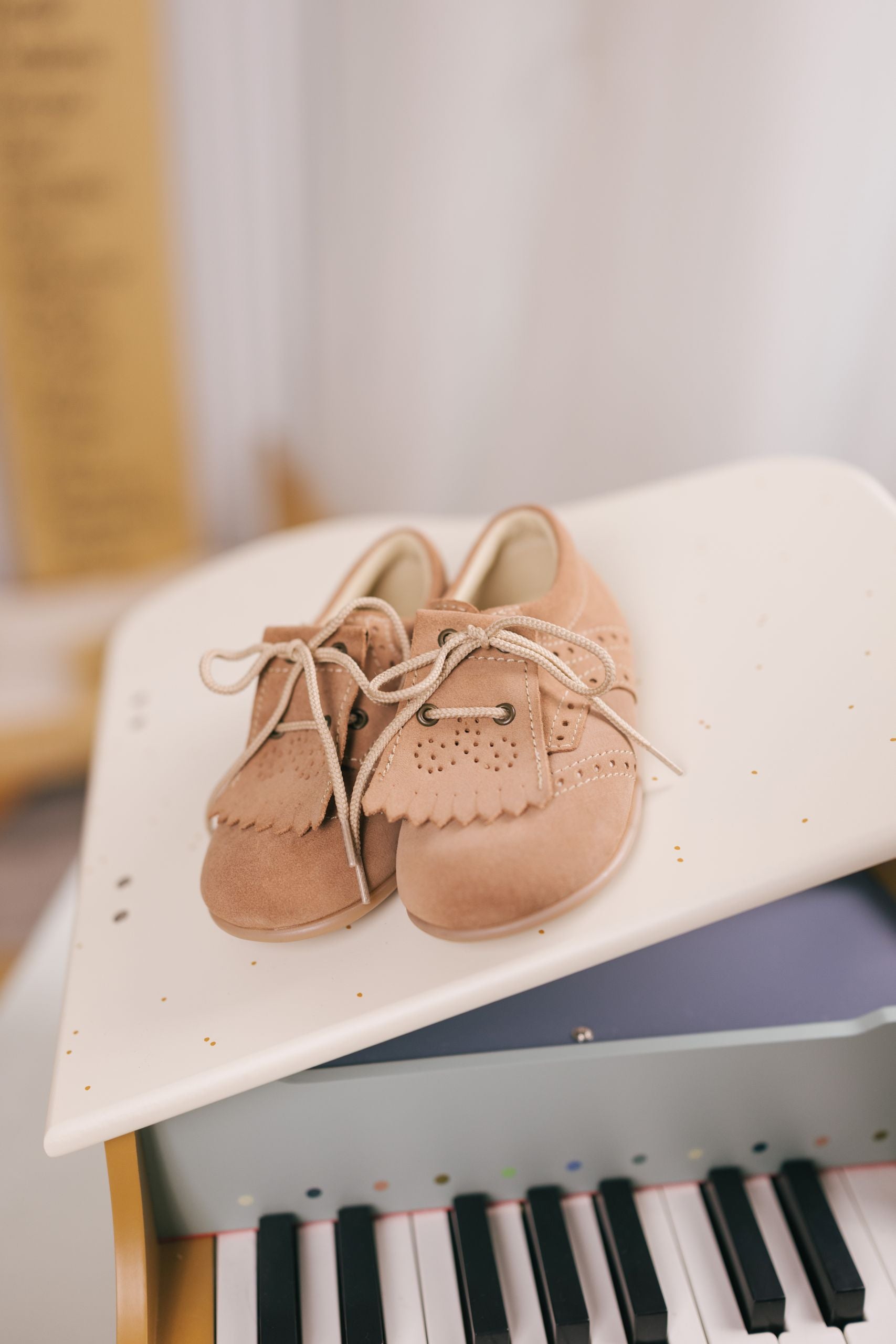 Sac à dos pour bébé avec rabat perforé