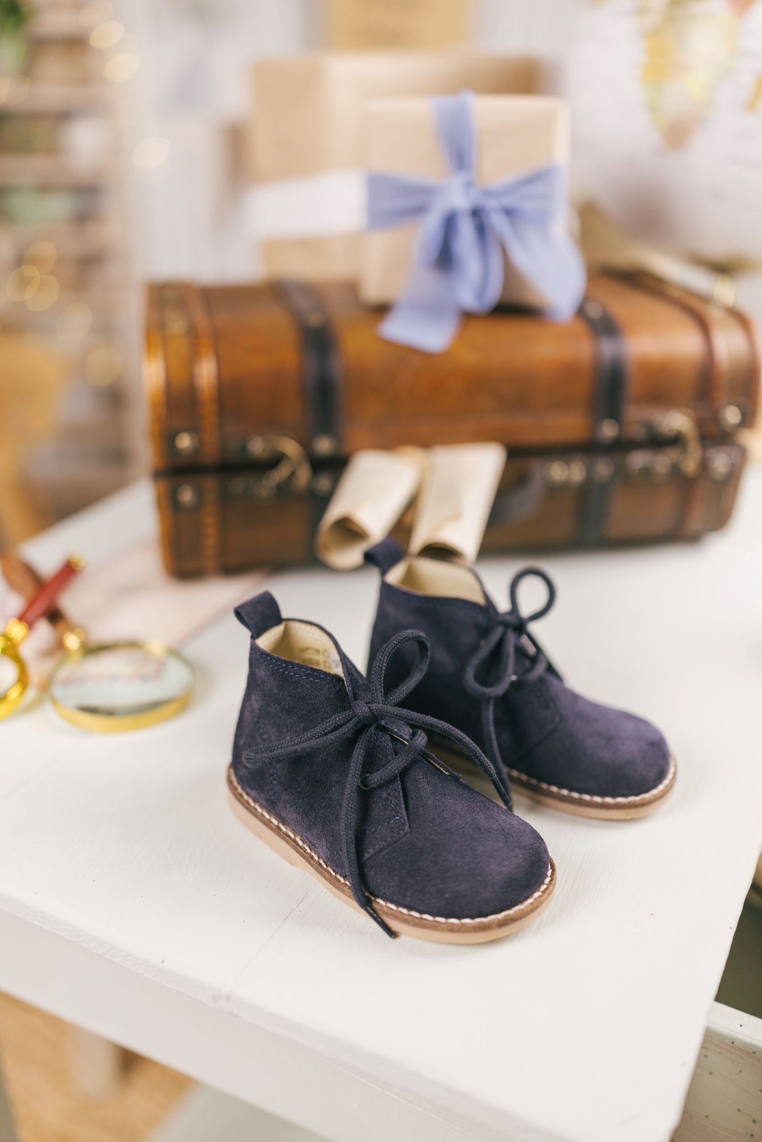 Botas em Camurça com Atacador