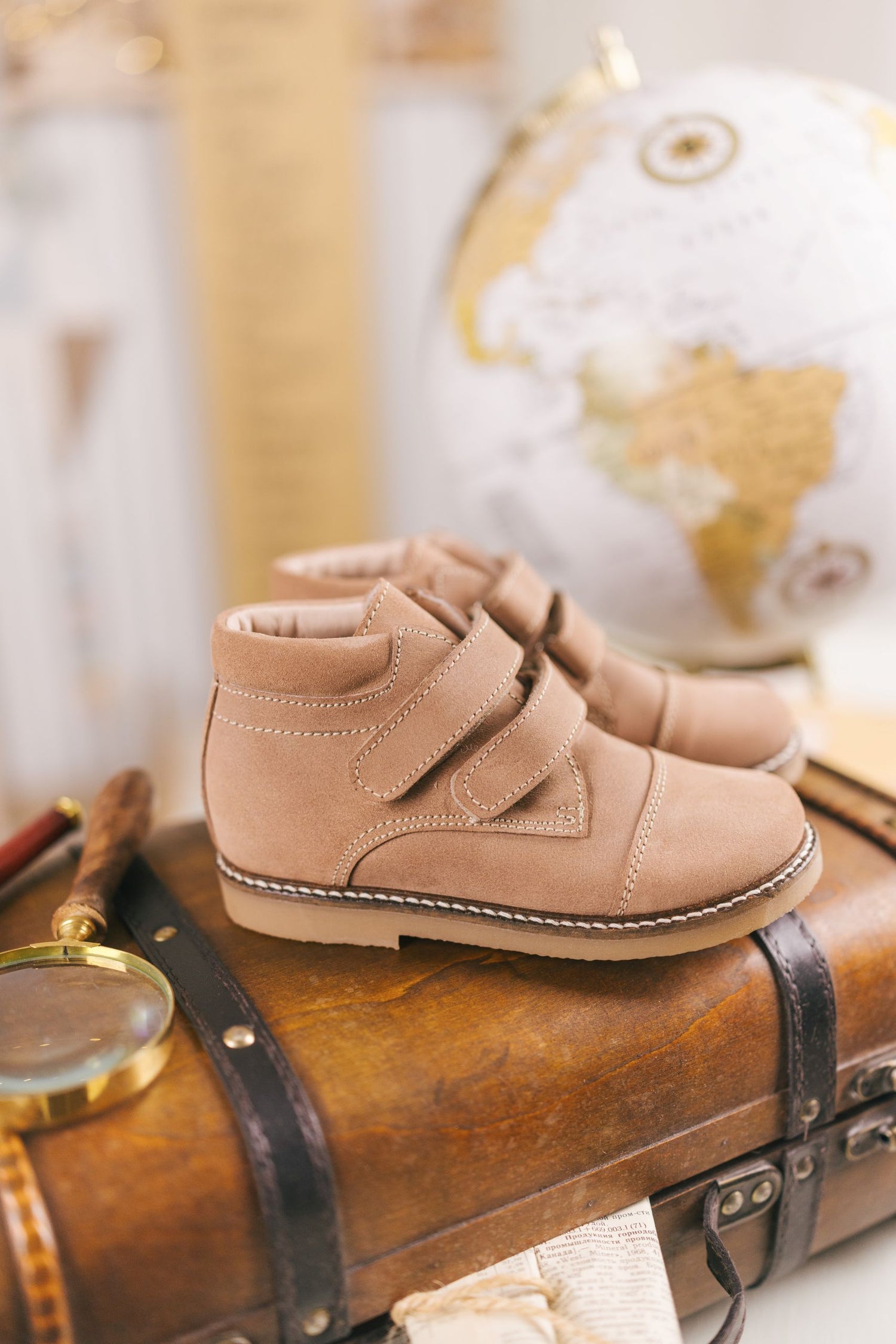 Bota Carneira com Duplo Velcro