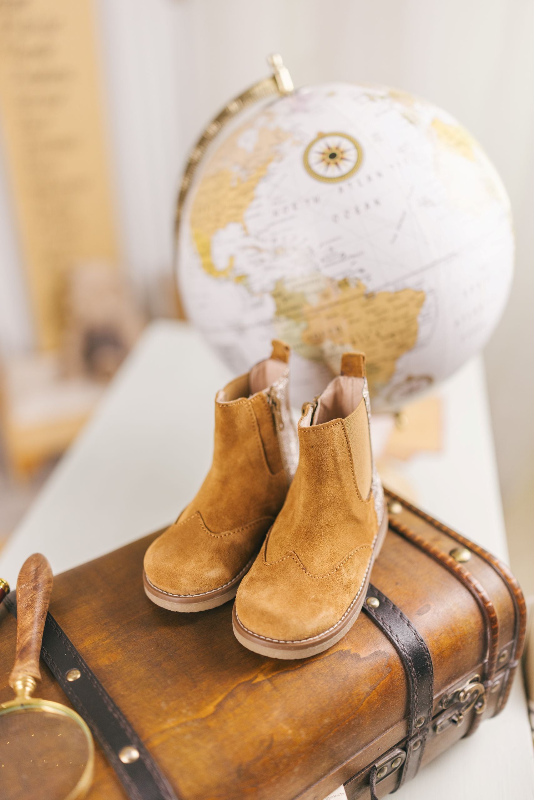 Bota Carneira com Glitter