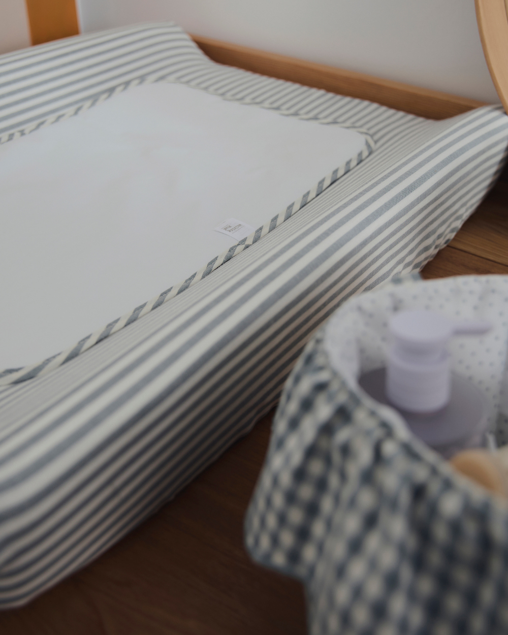 Muda Fraldas Home Praliné | Strips Matcha
