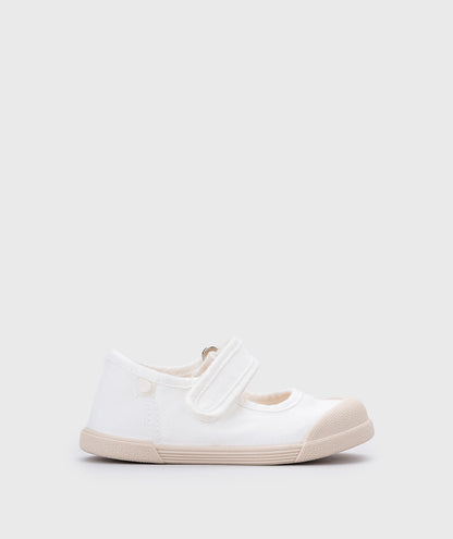 Lona Mercedes - Barefoot -
