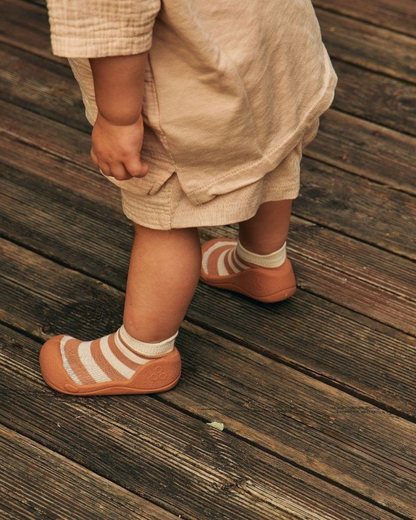 Attipas Stripe