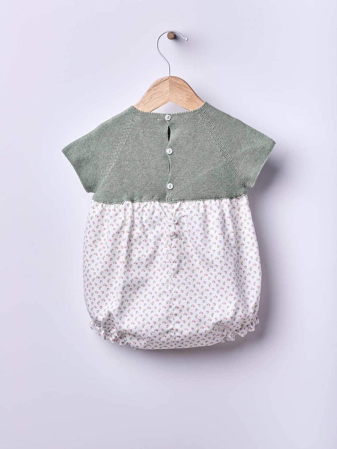 Cute with Botanical Floral Pattern