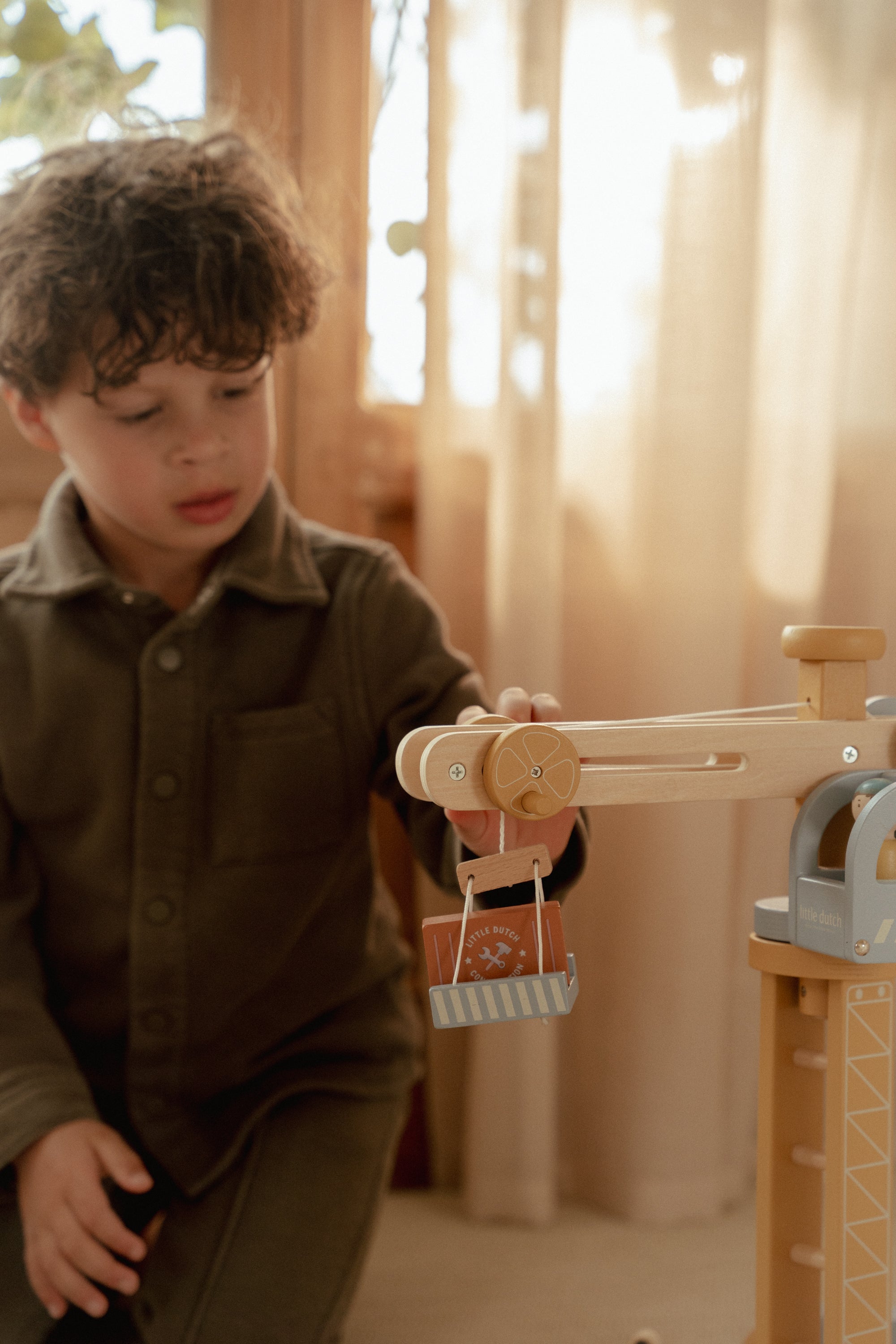 Track with Wooden Crane