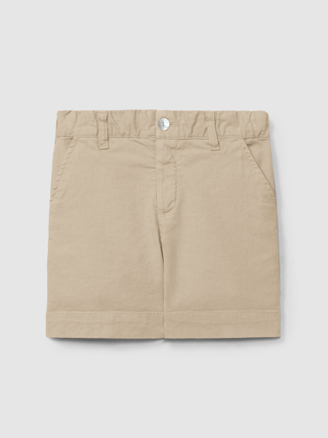 Three-Pocket Shorts in Canvas Fabric