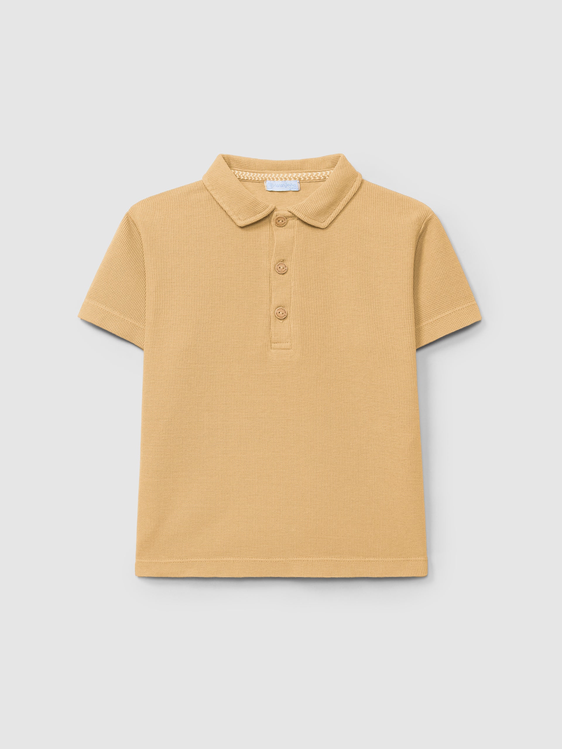 Polo Liso em Malha Waffle